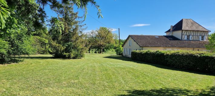 Maison Cassin47 Hotels in Lot-et-Garonne