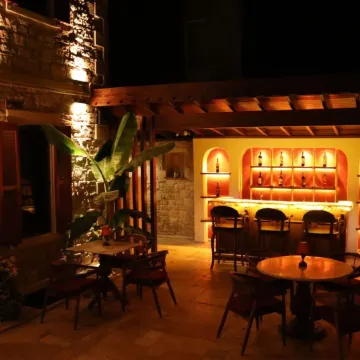 Dionysos 1789 Boutique Hotel