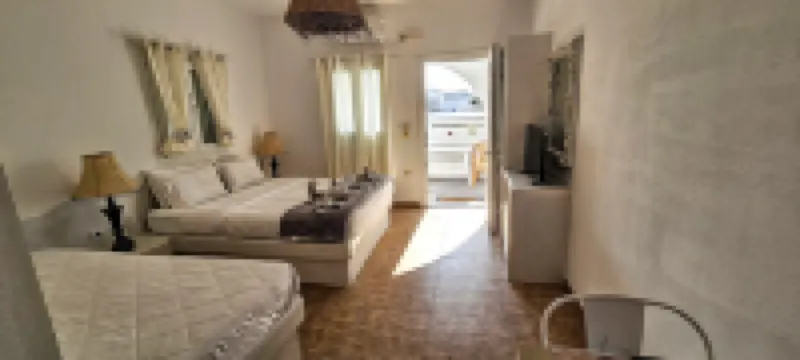 Santorini Studios Pleasure by the Sea