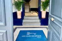 Les Clés Secrètes Hotels in Sete