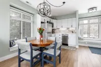 The Shores Lake View Condo Unit 5689