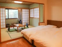 Ajisai Onsen Ryokan - Award Winning Private Open Air Onsen Hoteles en Distrito de Ashigarashimo