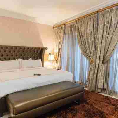 Sarina Suites and Apartments Kano Rooms