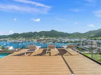 The Hills Residence - Pools