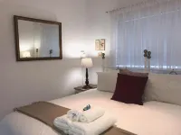Tuscana Villa Guesthouse - Homestays