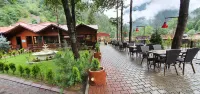 Akyuz Kardesler Hotel & Bungalow Hotels in Uzungol