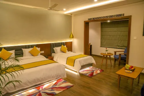 Four Leaf Hotel Sapphire Blue