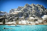Thermal Hotels & Walliser Alpentherme Leukerbad - Pools