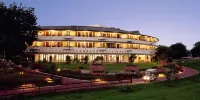 Gulmohar Greens Golf & Country Club Hôtels à proximité de : Nalsarovar bird Sanctuary Boating