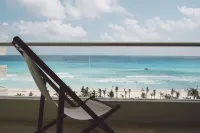Hotel NYX Cancun - Ocean View