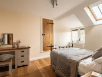 Webbington Farm Holiday Cottages Hotels in Compton Bishop