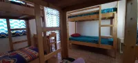 Room in Guest Room - Bed in Mixed Dormitory Room in Vila do Maio فنادق في Vila do Maio