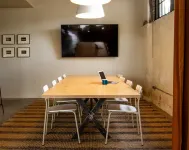 トラベラーズ ホテル