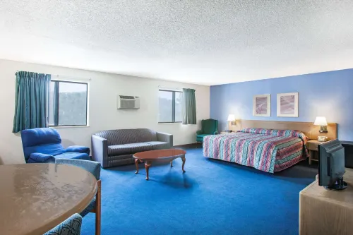 Super 8 by Wyndham Hot Springs