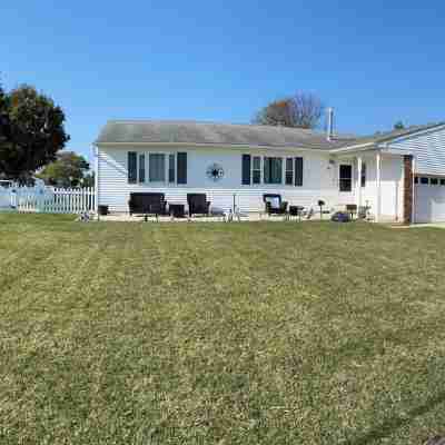 Charming 4-Bedroom Home in Cape May. Newly Updated, AC, WiFi, Gas Fireplace Hotel Exterior