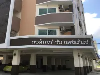 Corner One Residence Hoteles cerca de Colegio Técnico de Hat Yai