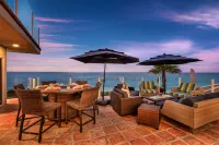 Oceanfront Access and Courtyard Pool - Exquisite Coastal Retreat