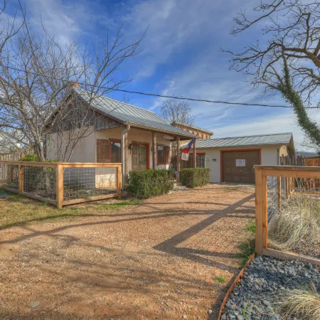 Texas Two Step Guesthouse