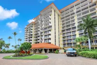 Spacious Balcony and Triangular Pool - Charming Beachfront Retreat