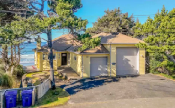 Oceanstream Hotels in Gleneden Beach