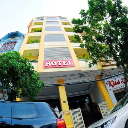 Binh Minh Hotel Отели рядом с достопримечательностью «Гора Нон Нуок»