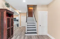 Full Kitchen and Washer Dryer Convenience - Spacious Historic Escape