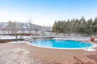 Stratton Mountain Condo with Shared Pool, Hot Tubs, and Sauna - Walk to Lifts Hotels in Stratton