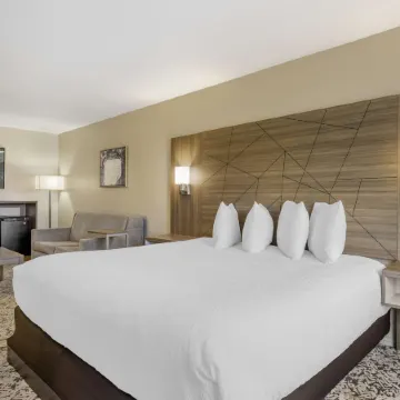 Best Western Plus Grand Manor Inn