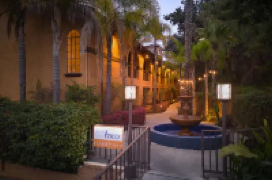 โรงแรม Zico, BW Signature Collection โรงแรมในเมาน์เทนวิว