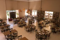 Howard Johnson by Wyndham Funes - breakfast