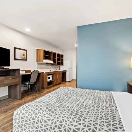 Woodspring Suites Denver Commerce City