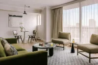 The Sunset Hotel West End, Sonder Hotels in Vancouver