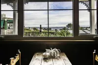 Angel's Aisle Cottages - Ocean View