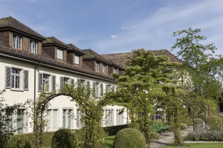 Hotel Arenenberg Отели в г. Эрматинген