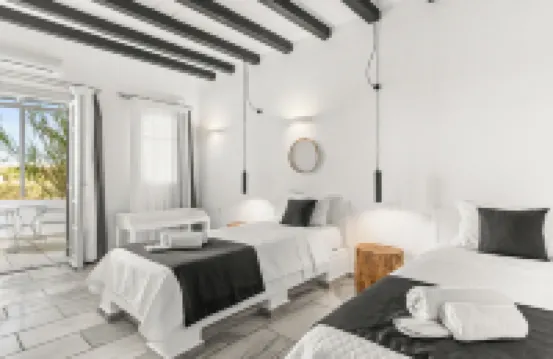 Mr and MRS White Paros