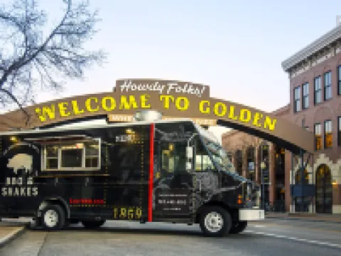 艾迪啤酒屋與酒店 戈爾登酒店