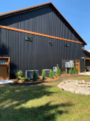 Charming and Cozy Retreat in Newaygo, MI- The Rustic Barn dominium