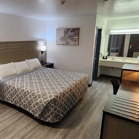 Country Inn Banning