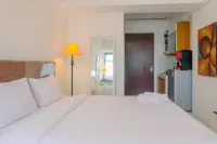 Best Price Studio Apartment at Gunung Putri Square Hotels in Cileungsi