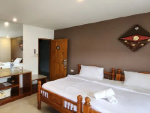 โรงแรมป่าตอง ไดนาสตี รอยัล