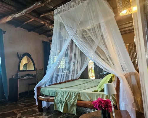 Room in Guest Room - Colobus Suite of 40m2 in Villa 560 m2, View of the Indian Ocean Hotels in Shimoni