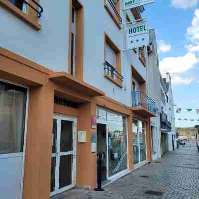 Brit Hotel des Halles Concarneau Hotel Exterior