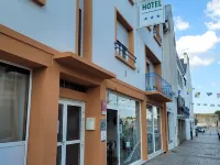 Brit Hotel des Halles Hotels in Concarneau
