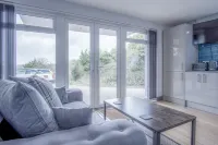 Haylands Hideaway - 1 Bedroom - Jameston Hotel a Tenby