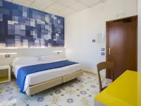 Hotel la Meridiana Hotels near Piazza Lauro