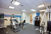 Hampton Inn & Suites Stamford - Gym