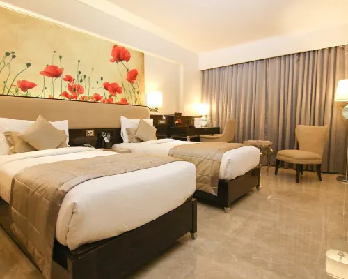 Sai Palace Grand, Malad Hotels near Inorbit Mall