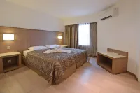 Calvi Hôtel Отели рядом с достопримечательностью «Chez Tao»