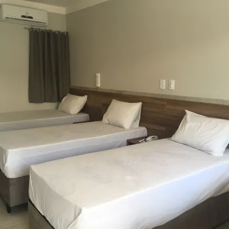 Tropical Mar Hotel