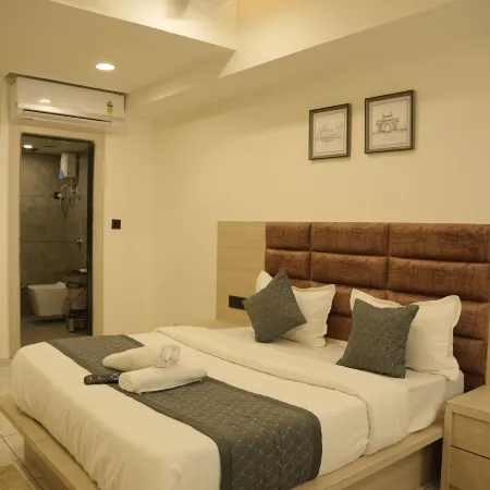 Hotel White Fortune Отели в г. Банаскантха